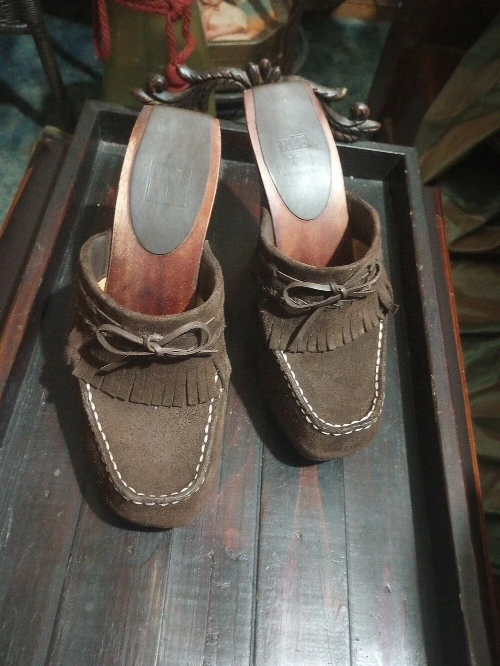 FRYE Lacey Chocolate Brown Suede & Wooden Women Slip On Heel Sz 8 EUC